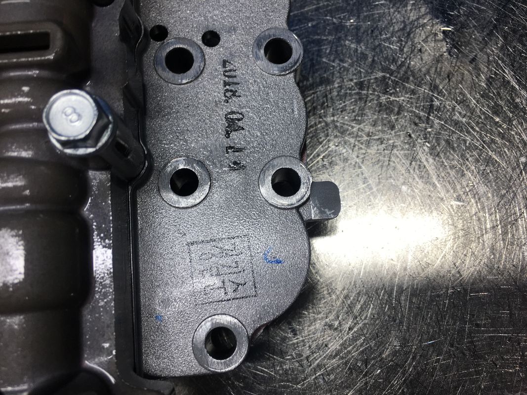 K2500 A4CF1 جسم صمام ناقل النقل OEM NO 4621023000 4621023020 لهيونداي كيا قطع غيار