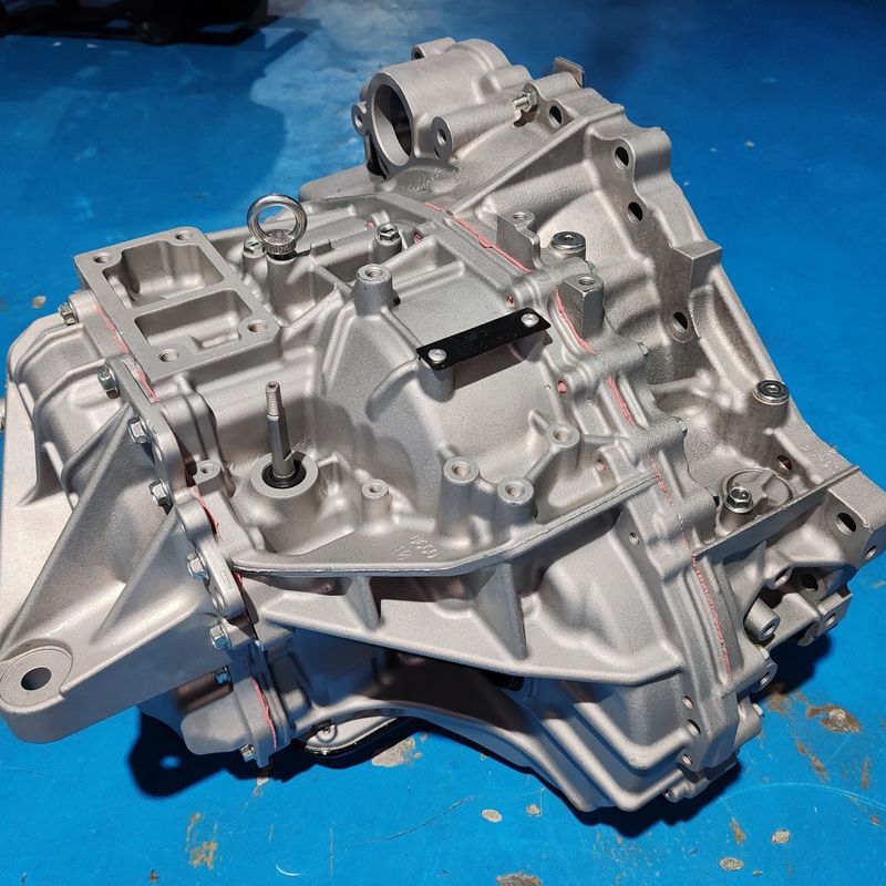 U660 6 سرعة 4X4 مجموعة علبة التروس لتويوتا سيينا OE NO. 30500-45032