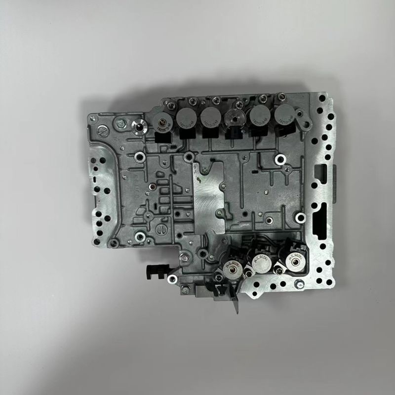 RE7R01A JR710E جسم صمام ناقل النقل لنيسان وإينفينيتي 2023 في 35X35X25CM الحجم