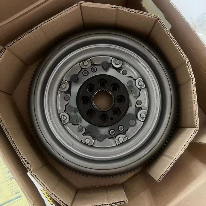 مجموعة المشبك لأودي SEAT سكودا VW DQ250 06J105266D ذو كتلة مزدوجة عجلة الطيران رقم الجزء 36001826