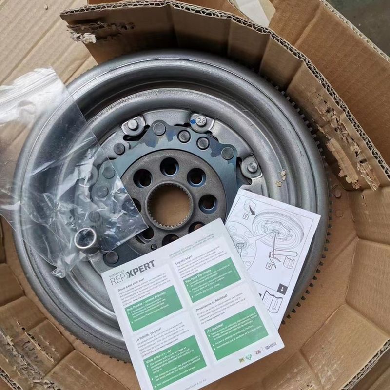 مجموعة المشبك لأودي SEAT سكودا VW DQ250 06J105266D ذو كتلة مزدوجة عجلة الطيران رقم الجزء 36001826