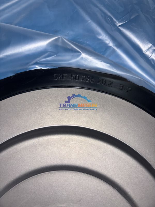 جديد تمامًا DF727 الأصلي مزدوج المفتاح ناقل التوصيل المفتاح زيت سيل SKF 50